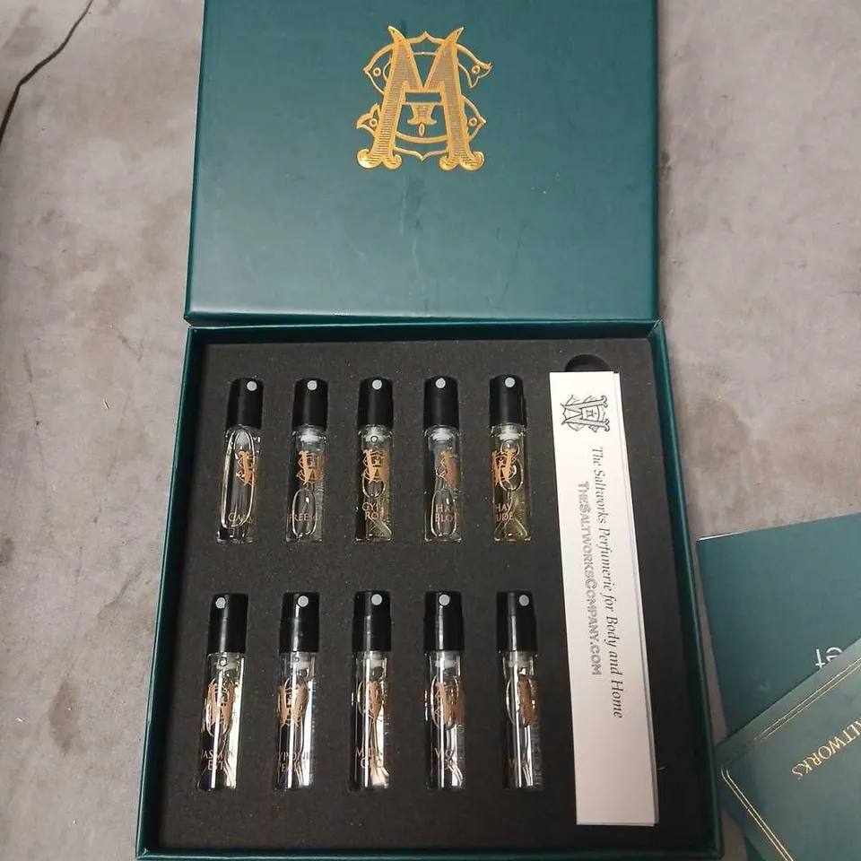 BOXED SALTWORKS ROMANTIC DISCOVERY SET