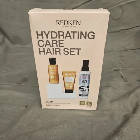 BOXED REDKEN HYDRATING HAIR CARE SET
