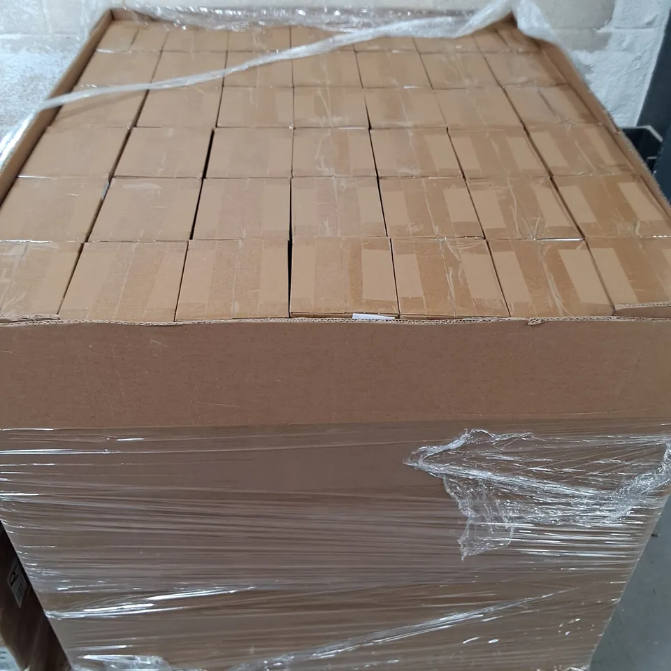 PALLET CONTAINING APPROXIMATELY 420 4-PACK BOXES OF BRAND NEW 1.8M USB-A TO USB-A CABLES