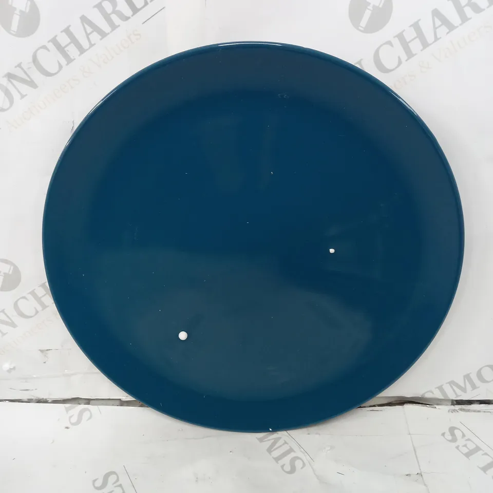 BRAND NEW BOXED CESIRO 16 PIECE PORCELAIN DINNERWARE SET IN SHINY BLEUMARIN TO INCLUDE LARGE PLATES, SMALL PLATES AND BOWLS - COLLECTION ONLY