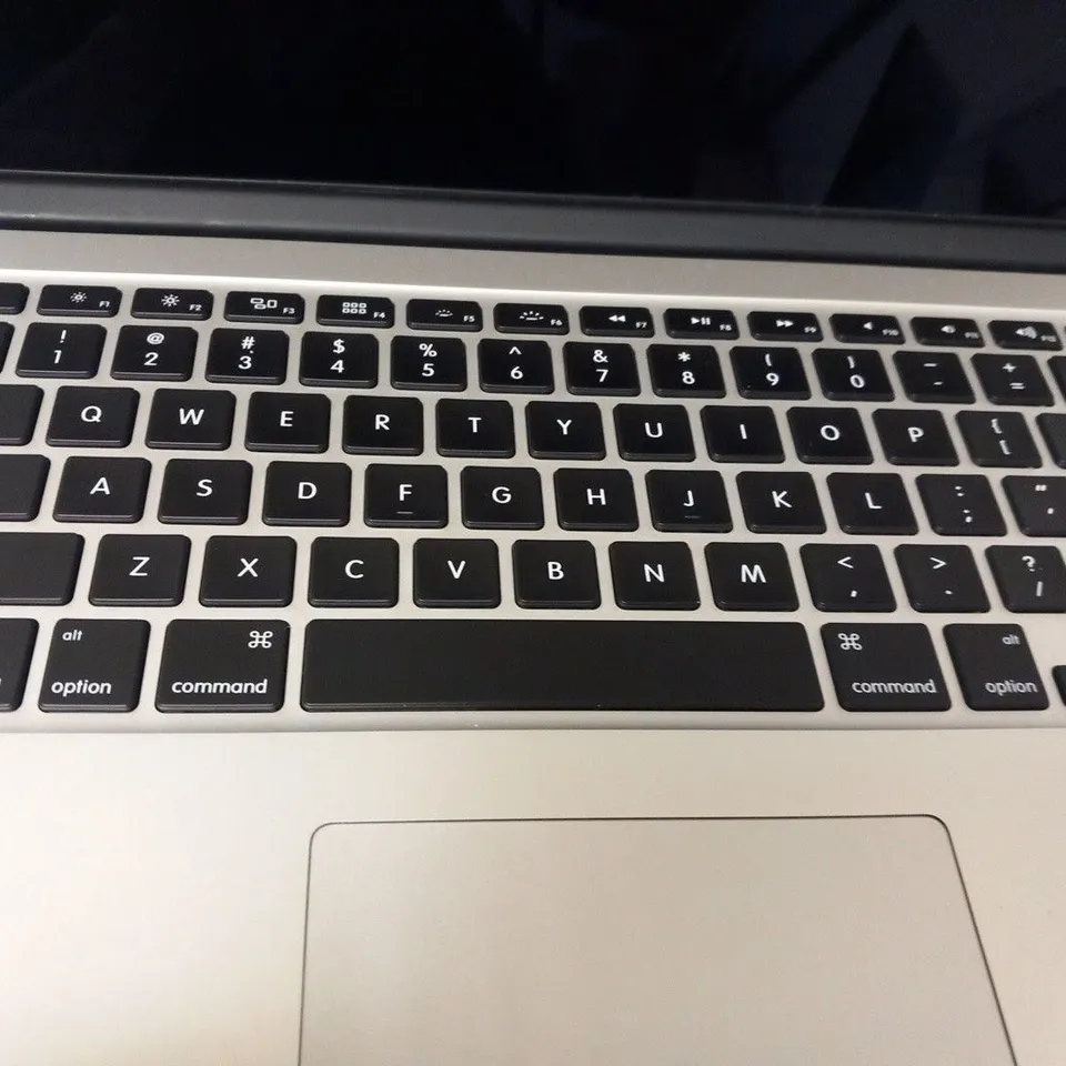APPLE MACBOOK PRO (A1398 MID 2014)