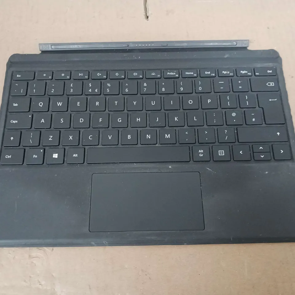 MICROSOFT DETACHABLE BLACK TABLET KEYBOARD