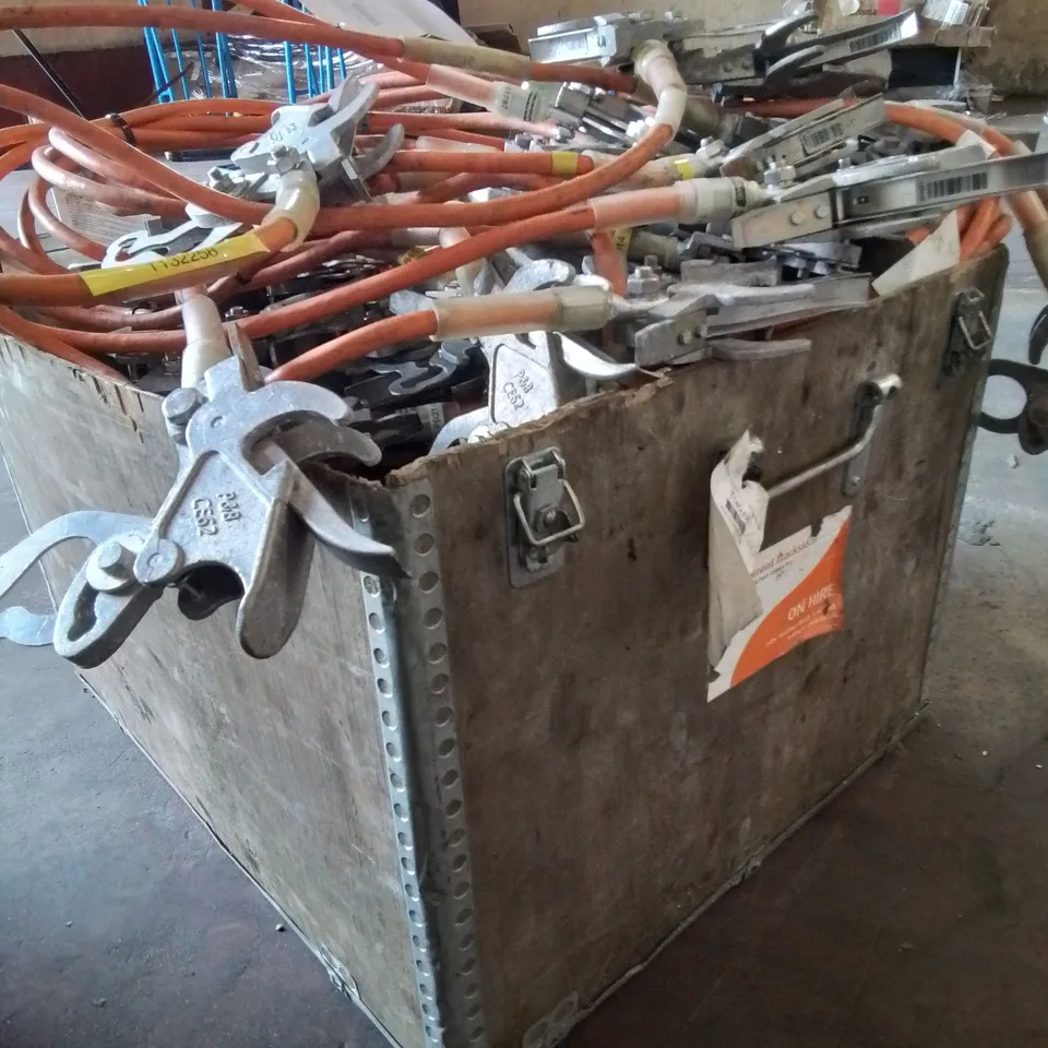 LARGE BOX OF ELECTRICAL EARTH CABLES AND CLAMPS