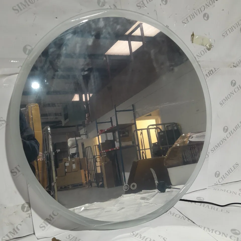 BOXED CIRCLE MIRROR WITH ANTI-FOG & LIGHTING 