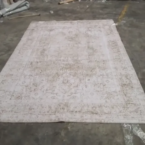 QUALITY DESIGNER AREA RUG - APPROXIMATELY 280X195