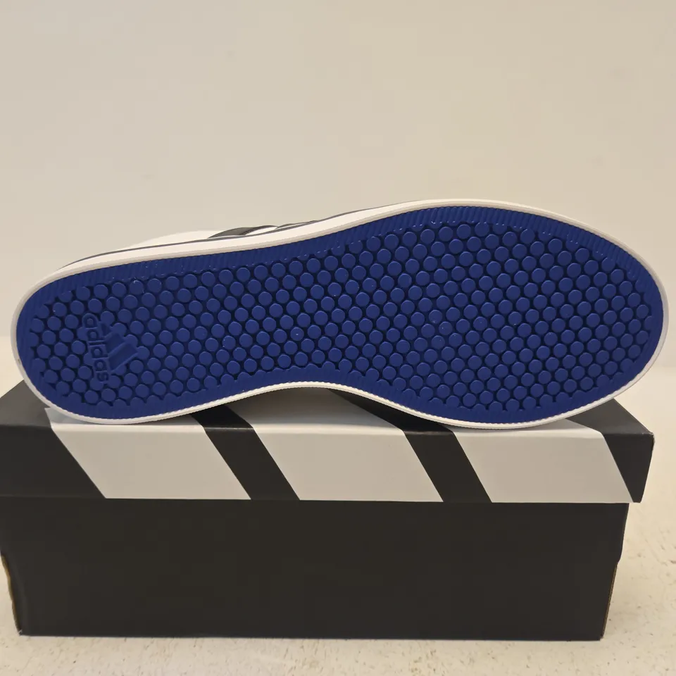 BOXED ADIDAS VSPACE 2.0 WHITE TRAINERS – UK 8.5