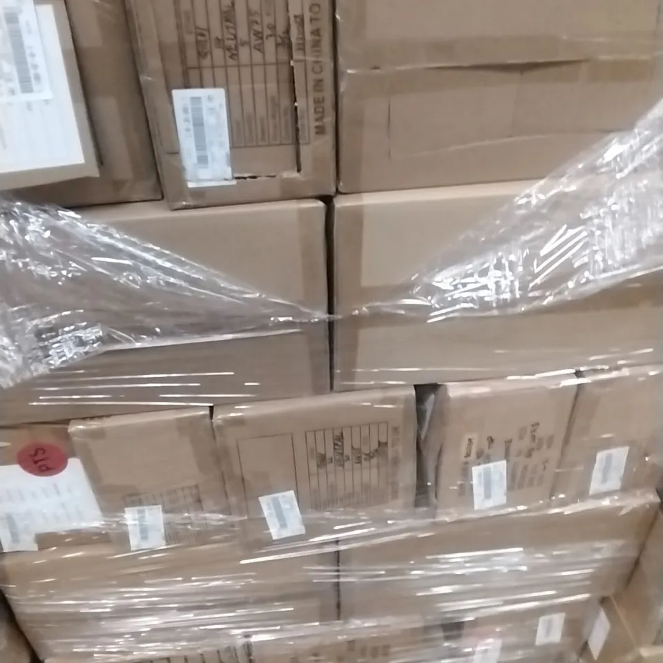 A PALLET TO CONTAIN APPROXIMATELY 100 BRAND NEW DESIGNER WOMEN'S CLOTHES WHICH INCLUDE; JEANS, TOPS, VEST TOP, CARDIGANS ETC