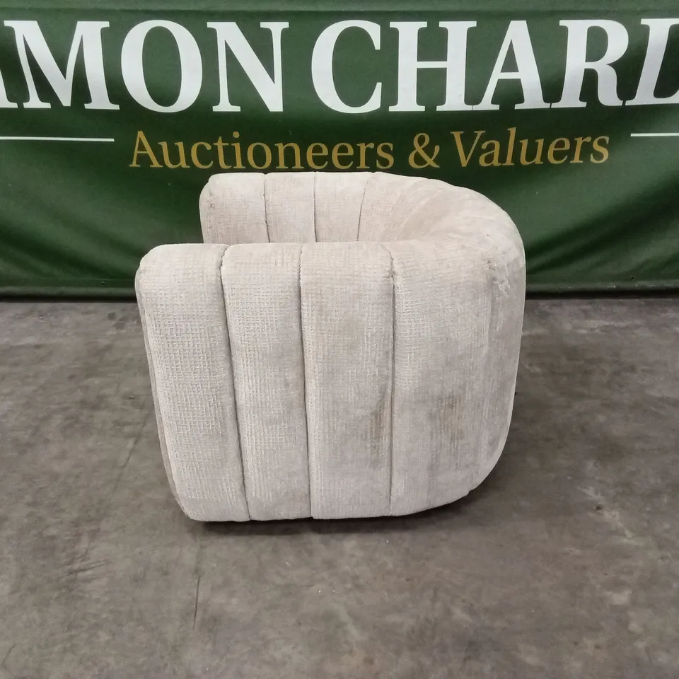 QUALITY DESIGNER FABRIC 360° SWIVEL ARMCHAIR