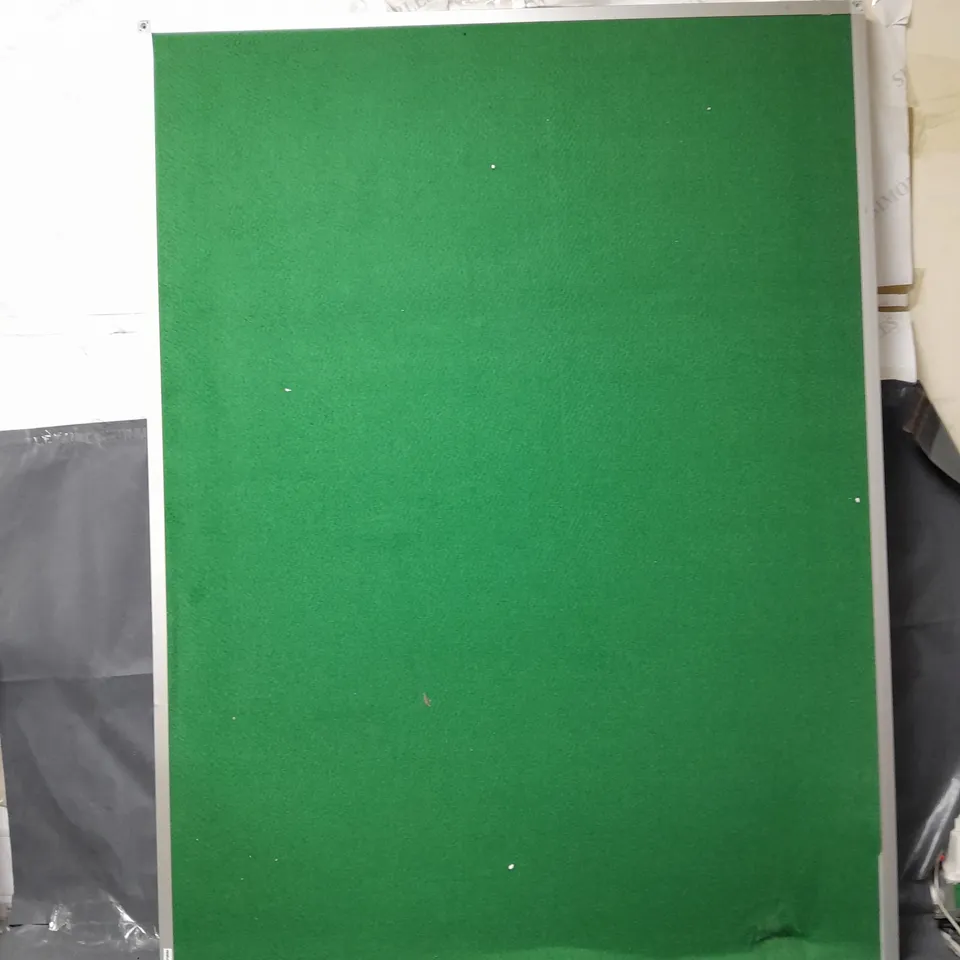 90x150cm NOTICEBOARD IN GREEN - COLLECTION ONLY