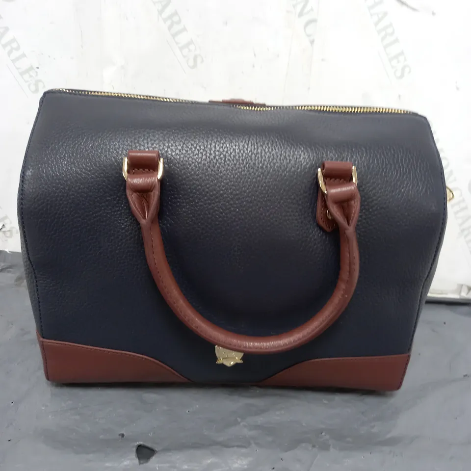PAUL COSTELLOE GYMKHANA LEATHER BOWLING BAG NAVY/ROSEWOOD