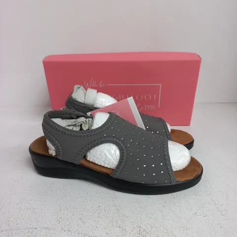 GREY STUDDED SANDALS, JENNY PEWTER UK3