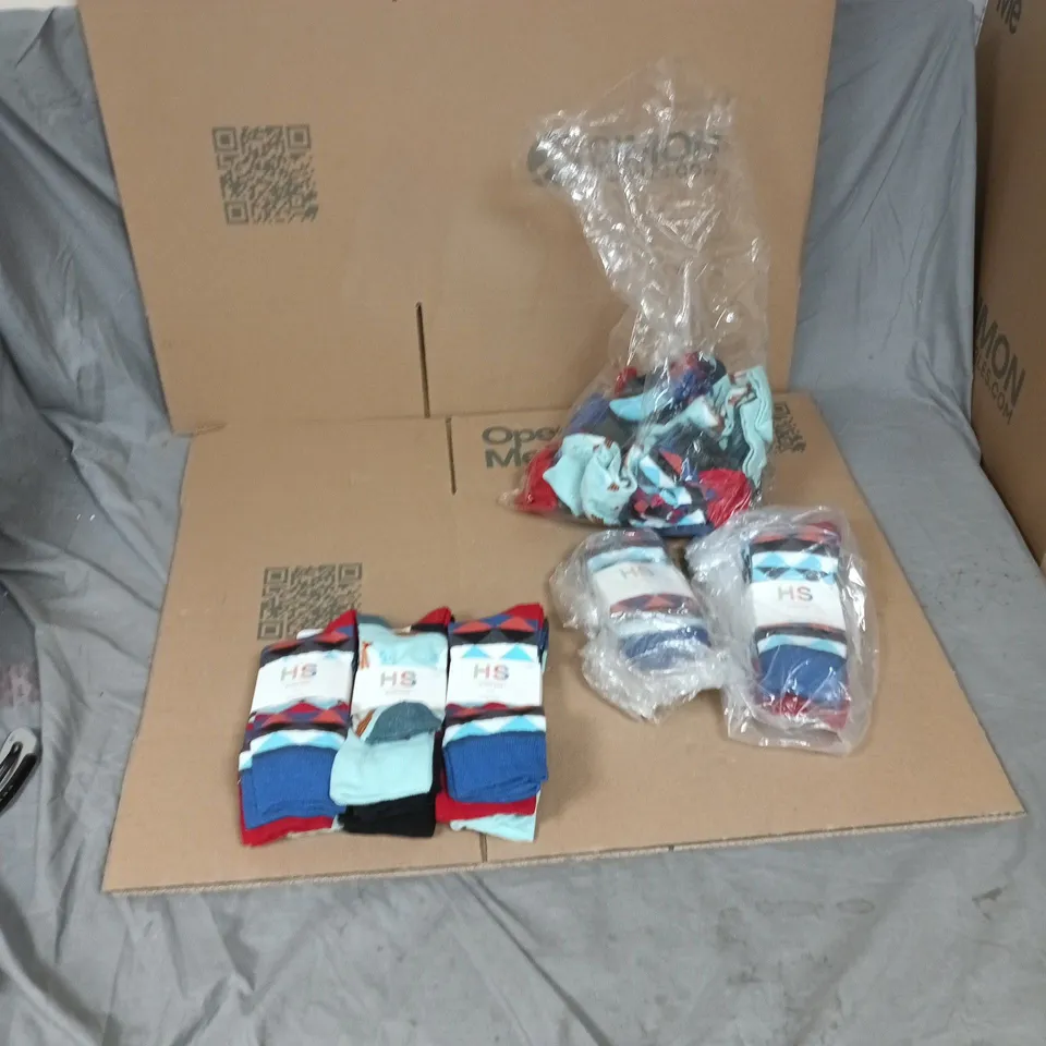 6 PAIRS OF HS HAPPY SOCKS SIZE 41-46