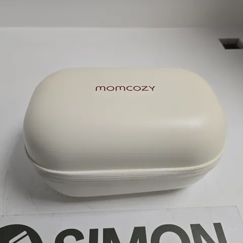 MOMCOZY BREAST PUMP SET WITH DUAL BOTTLES IN CARRY CASE