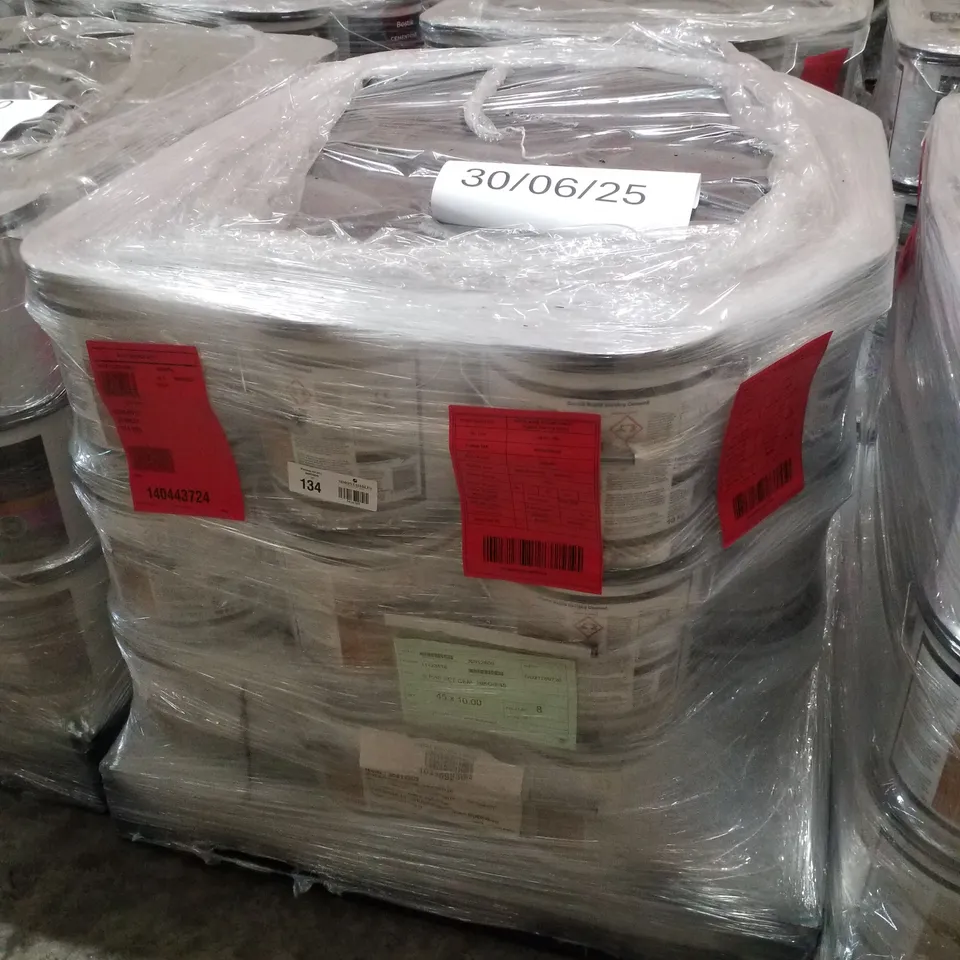 PALLET CONTAINING APPROXIMATELY 45 BUCKETS OF BOSTIK CEMENTONE RAPID SETTING WATERPROOF CEMENT 10KG