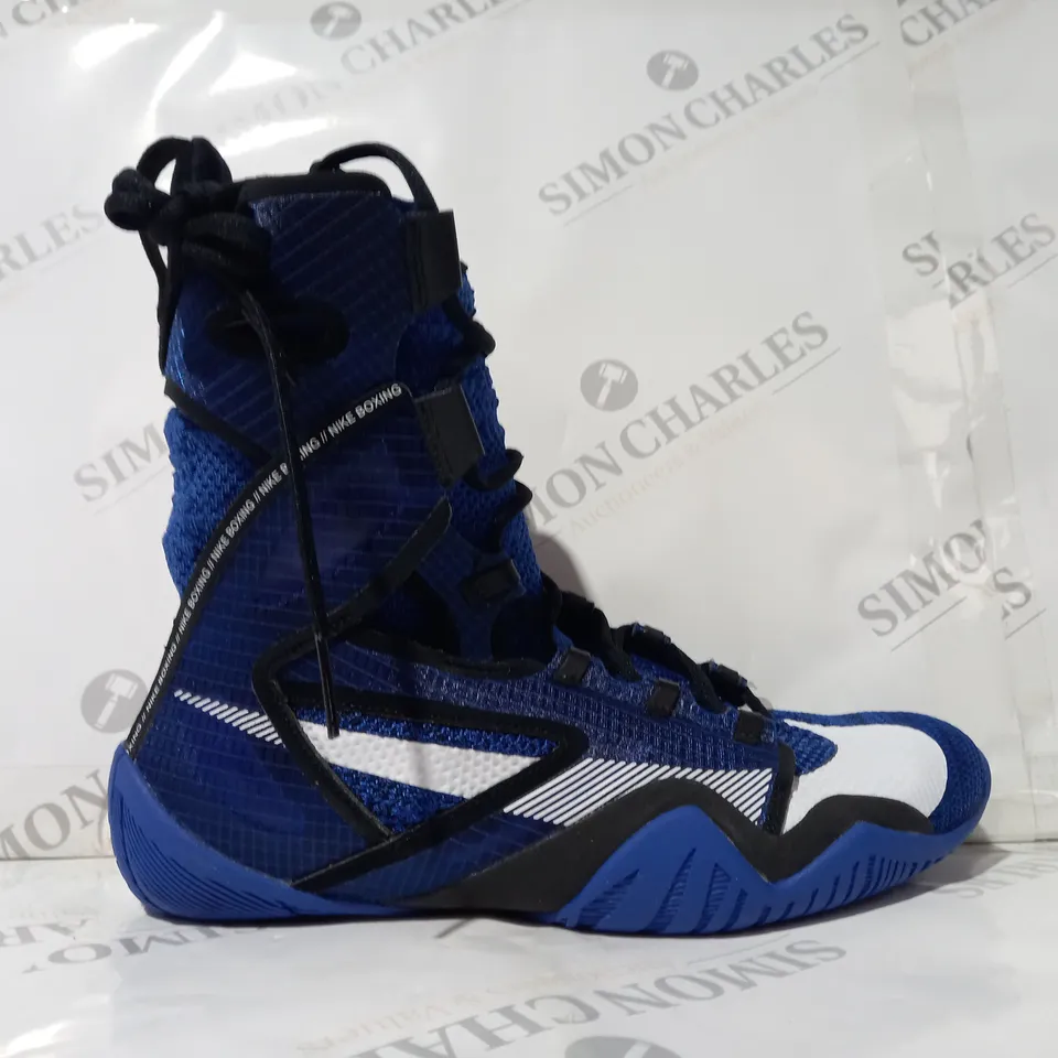 BOXED PAIR OF NIKE HYPERKO 2 SHOES IN BLUE/BLACK/WHITE UK SIZE 9