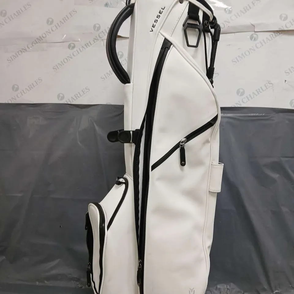 VESSEL GOLF BAG IN WHITE