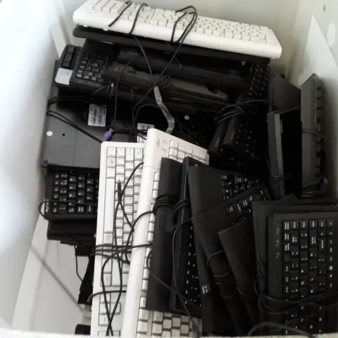 CAGE OF ASSORTED KEYBOARDS