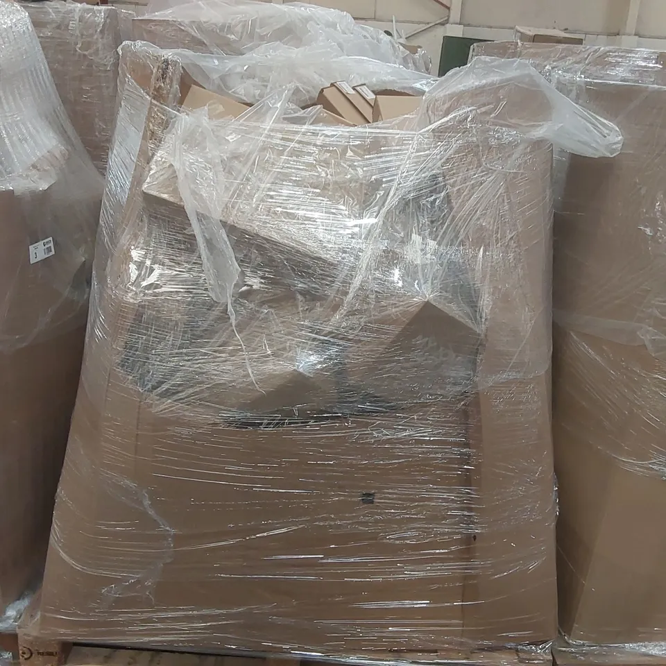 PALLET CONTAINING APPROXIMATELY 60x BRAND NEW ASSORTED DESIGNER SHOES INCLUDING: JD WILLIAMS BOOTS, JD WILLIAMS SANDALS, JD WILLAIMS SHOES, SIMPLY BE HIGH HEELS ECT