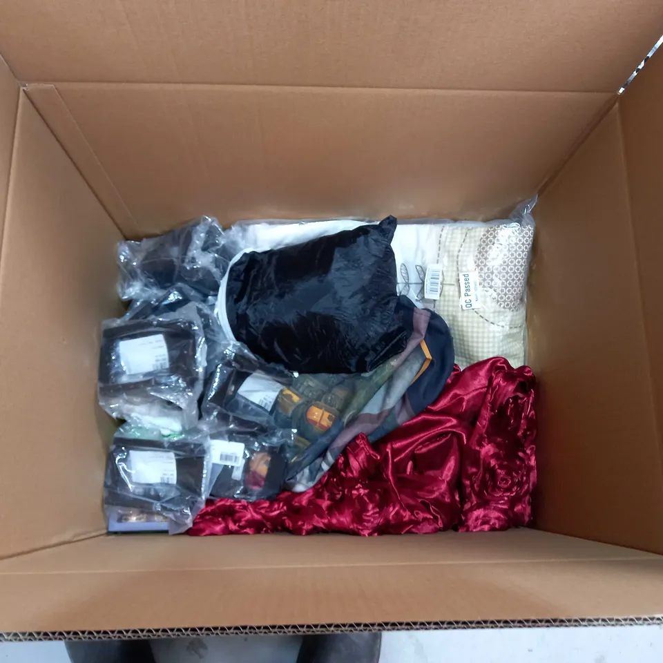 BOX OF APPROXIMATELY 25 ASSORTED ITEMS TO INCLUDE A AQUARIUM SEALANT, AMMO POUCH FLASK, AGOKUD AND A YOGA MAT