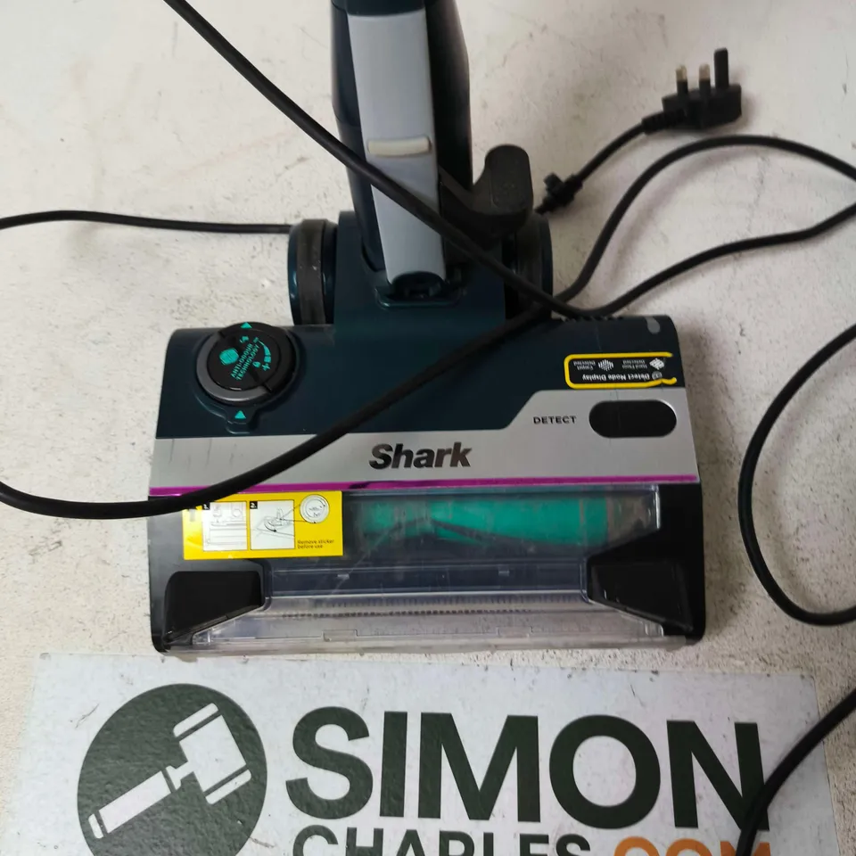 SHARK POWERDETECT STICK VACUUM CLEANER
