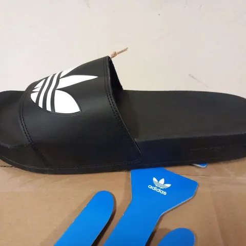 ADIDAS ADILETTE LITE SANDALS SIZE 12