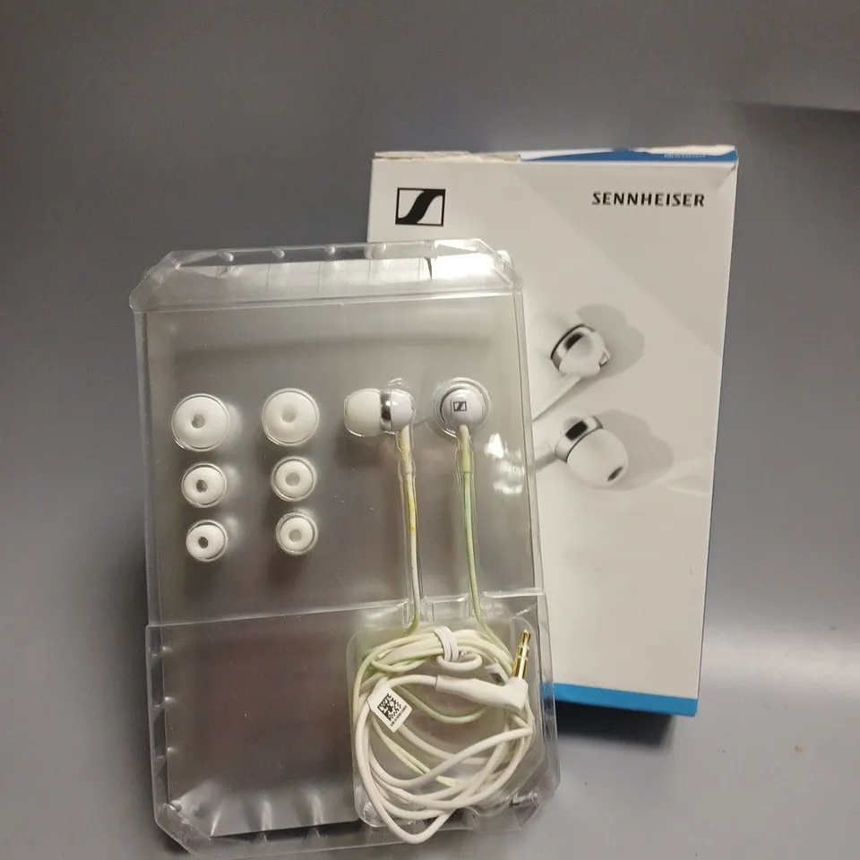 BOXED SENNHEISER CX100 WIRED EARPHONES 