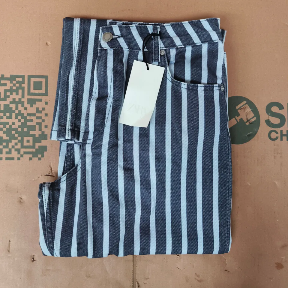 ZARA JEANS IN GREY/PALE BLUE STRIPES SIZE UK 10