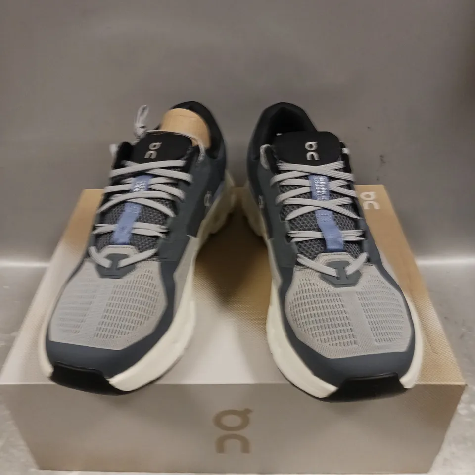 BOXED PAIR OF ON CLOUD CLOUDRUNNER 2 TRAINERS - 10.5