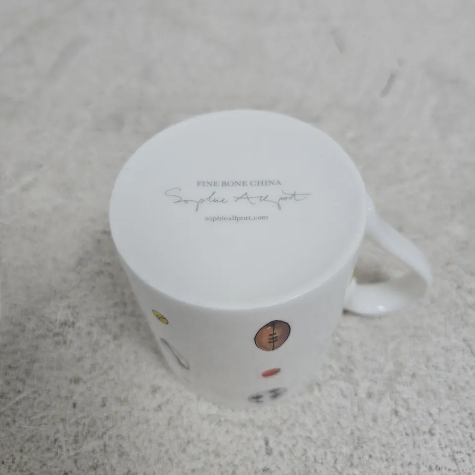 SOPHIE ALLPORT "BALLS" MUG BOXED