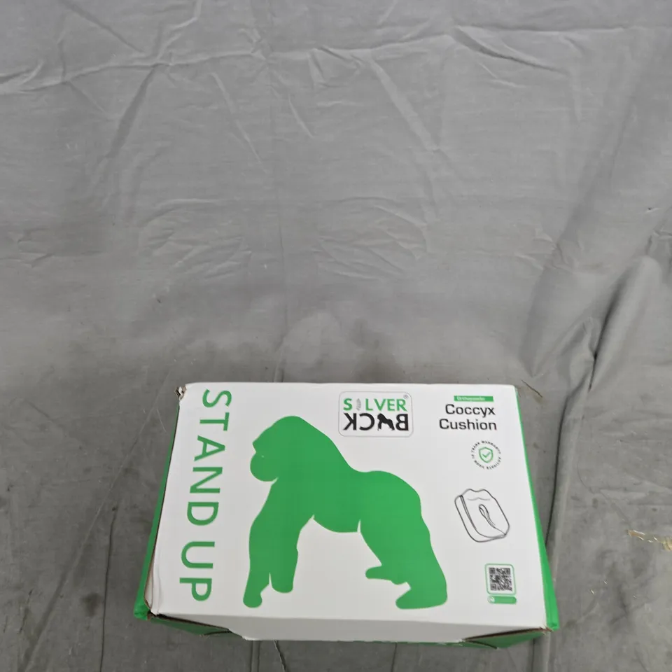 SILVERBACK COCCYX CUSHION – STAND UP STRAIGHT (BOXED)