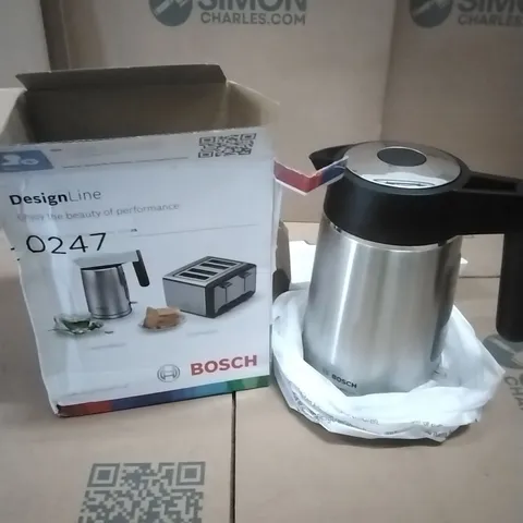 BOXED BOSCH DESIGNLINE TWK5P480GB KETTLE - SILVER