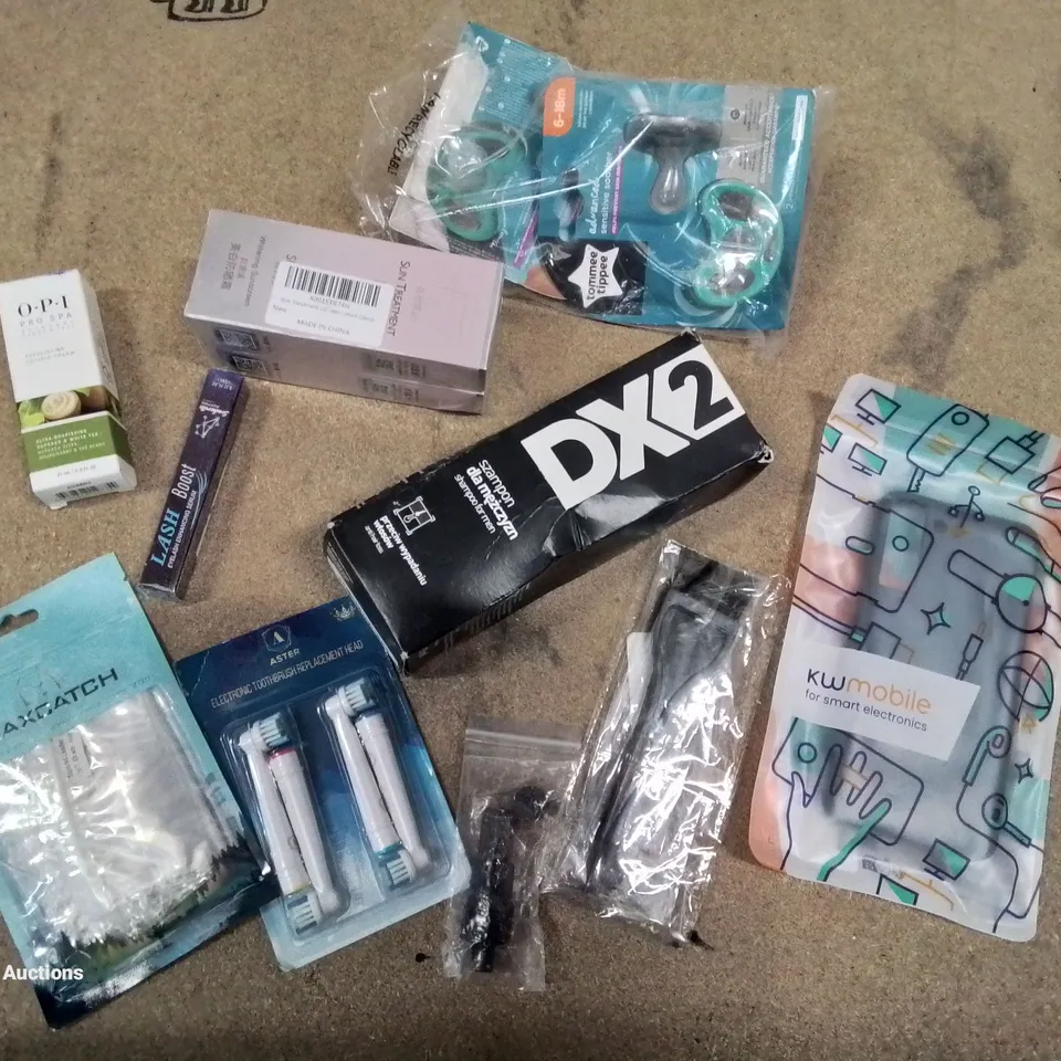 APPROXIMATELY 10 BRAND NEW BOXED ITEMS TO INCLUDE.