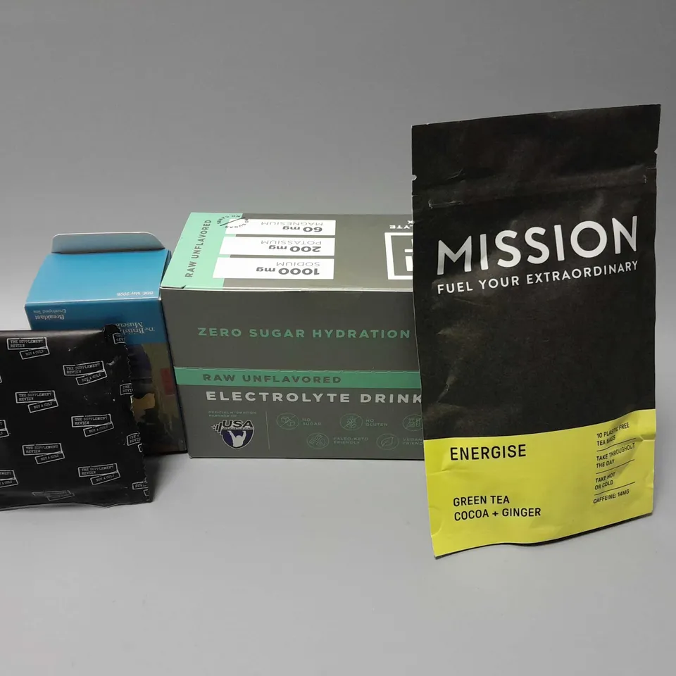 APPROXIMATELY 15 ASSORTED FOOD & DRINK ITEMS TO INCLUDE KIRKLAND SIGNATURE COLOMBIAN SUPREMO (908g), LMNT ELECTROLYTE DRINK MIX (30 STICK PACK), DIRTEA CACAO ORGANIC MUSHROOM SUPER BLEND (30 SERVINGS)
