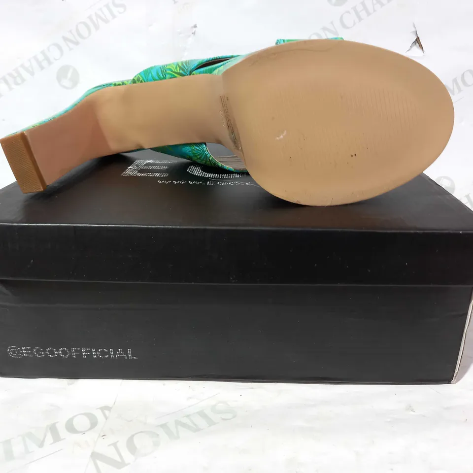BOXED PAIR OF EGO EVERMORE PLATFORM HEELS IN GREEN WITH LEAF PATTERN UK SIZE 9