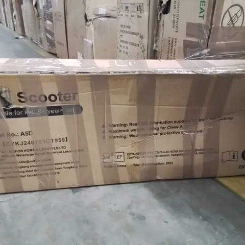 BOXED KIDS KICK SCOOTER