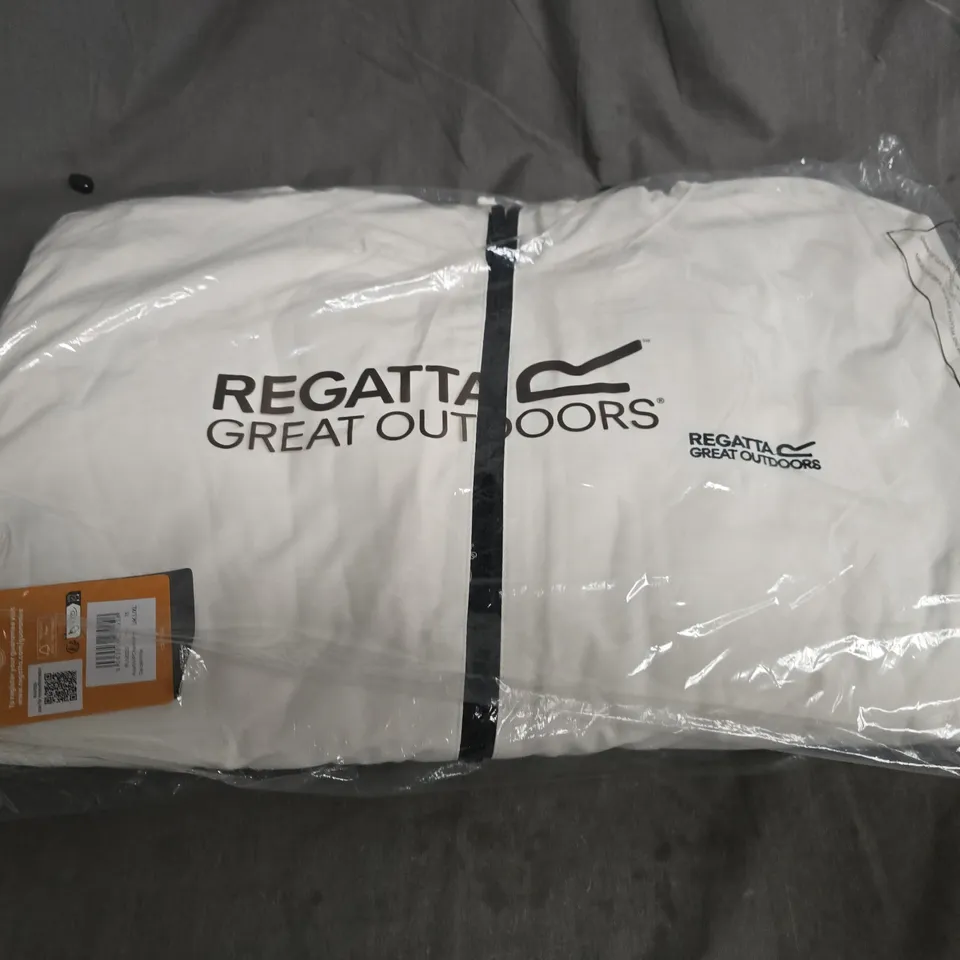 REGATTA  PRO ROBE - SIZE L/XL