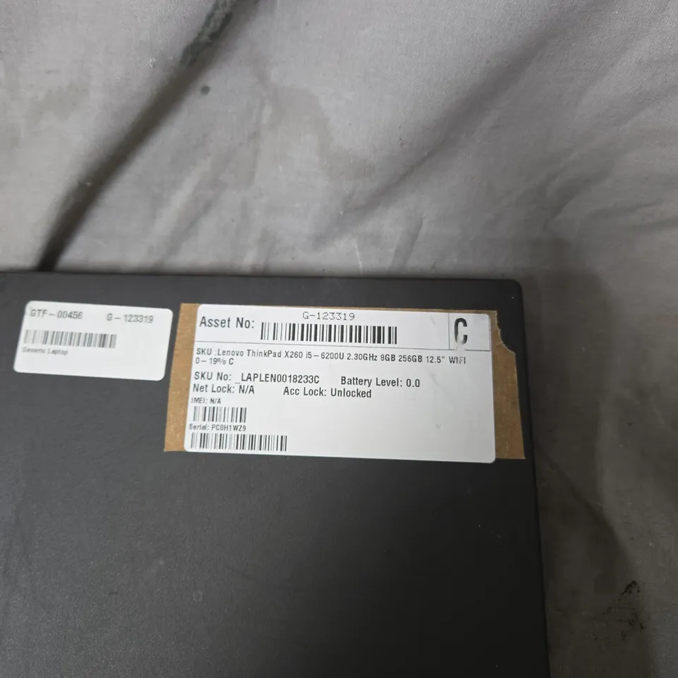 LENOVO THINKPAD X260 LAPTOP - I5-6200U, 8GB RAM, 256GB SSD, 12.5-INCH DISPLAY