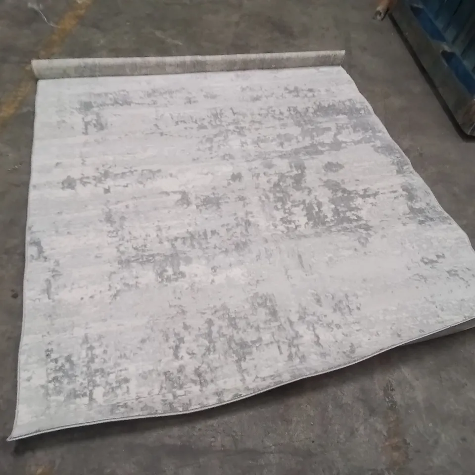 PALLET OF APPROXIMATELY 20 QUALITY DESIGNER RUGS