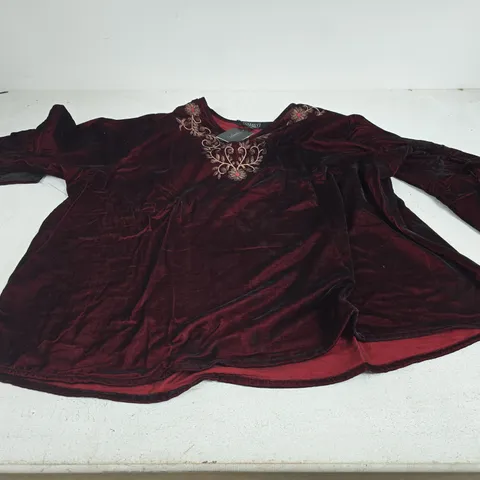 APPROXIMATELY 35 TAMSY VELVET EMBROIDERED TOPS – BURGUNDY, ONE SIZE 