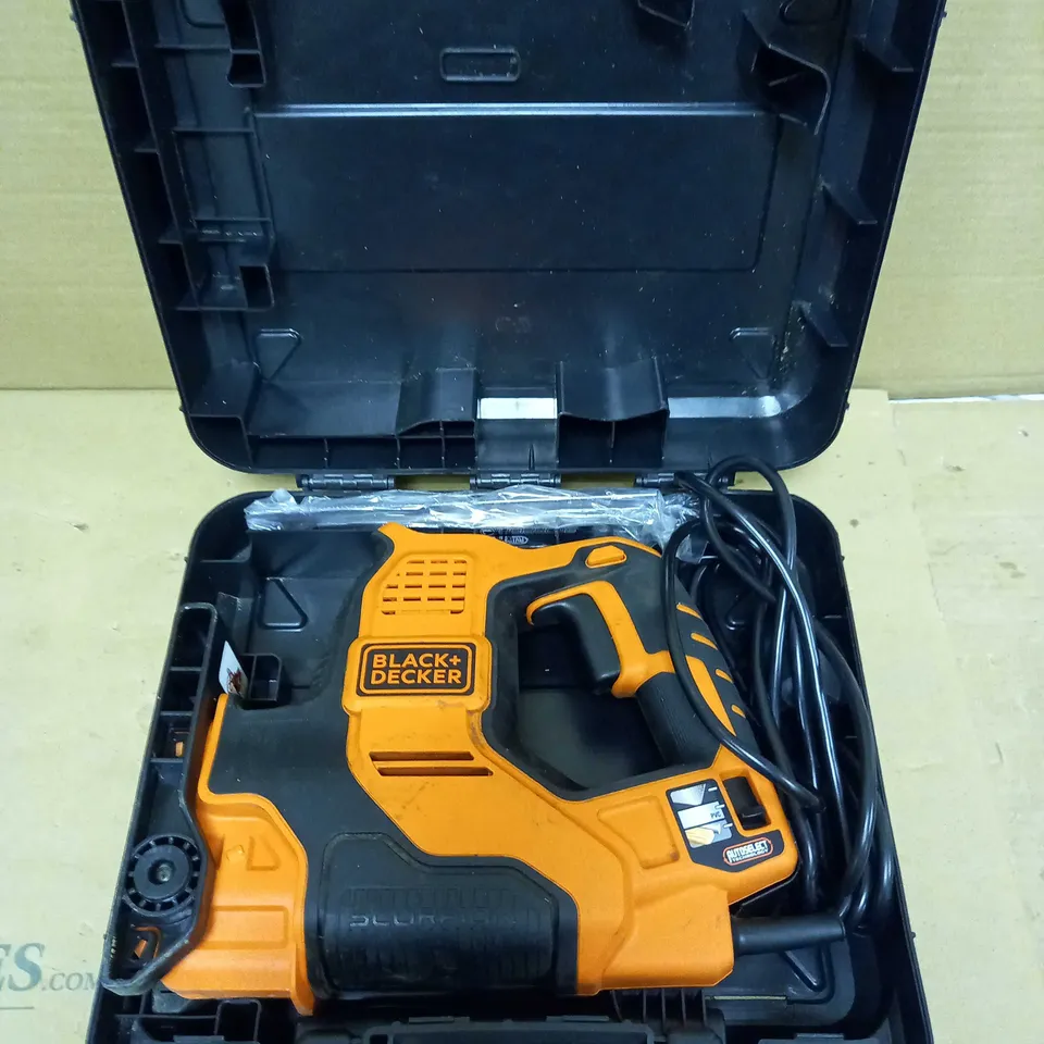 BLACK & DECKER SCORPION POWERED HAND SAW
