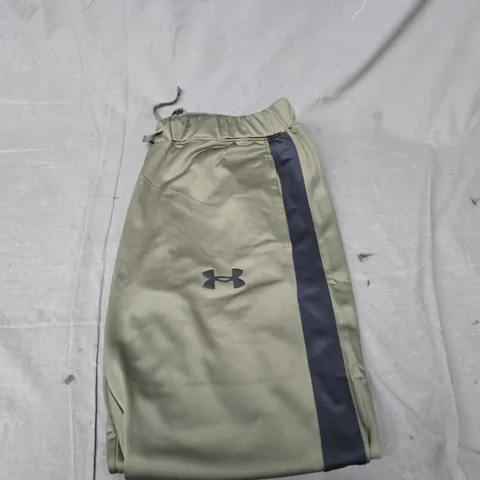 UNDER ARMOUR KHAKI TRACKSUIT BOTTOMS - LARGE