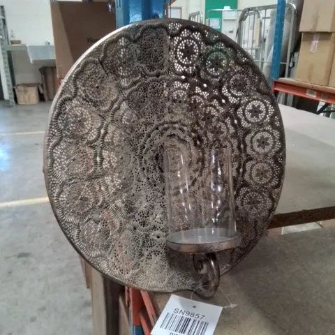 BRAND NEW SMALL ROUND PATTERNED WALL CANDLE HOLDER