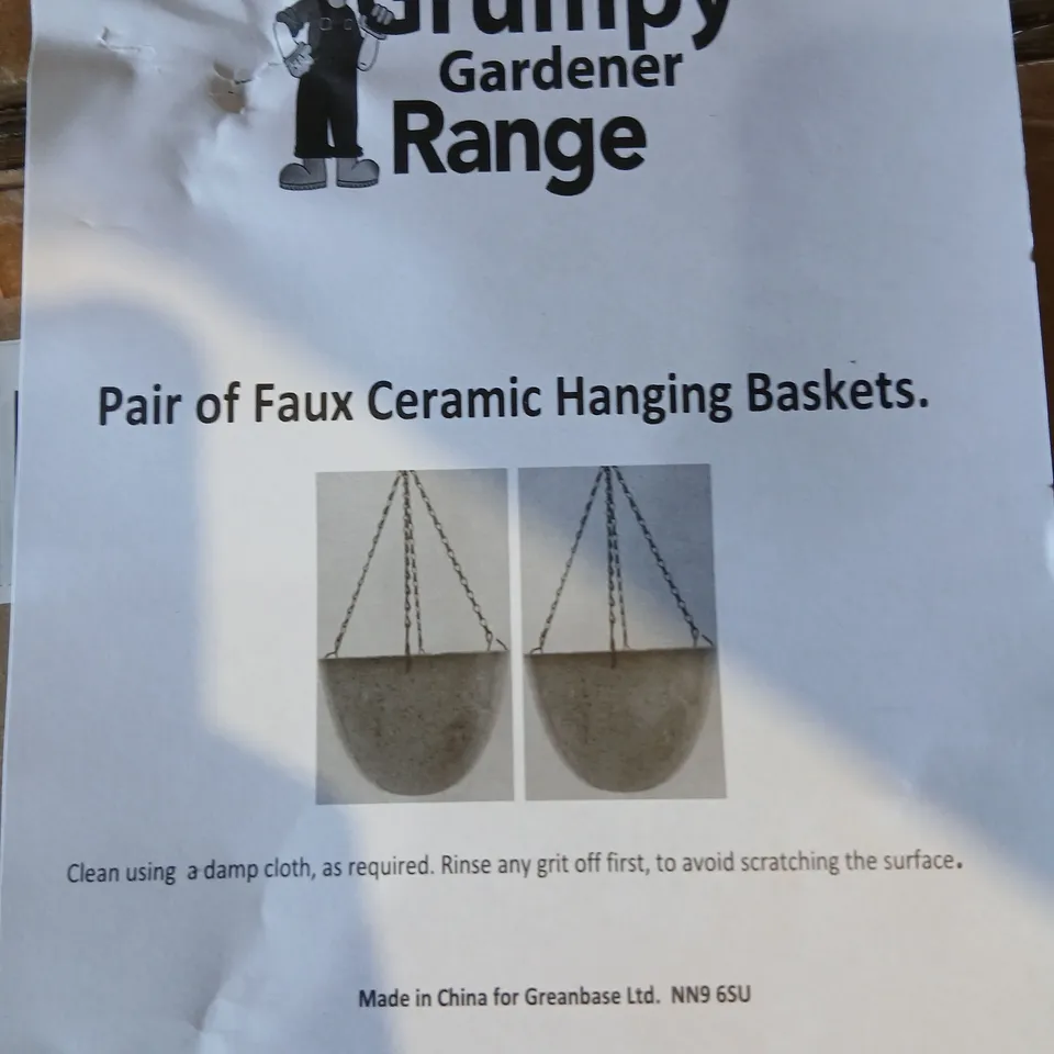 GRUMPY GARDENER PAIR OF FAUX CERAMIC HANGING BASKETS