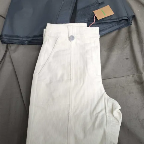 BODEN WHITE CORDUROY TROUSERS β UK 10