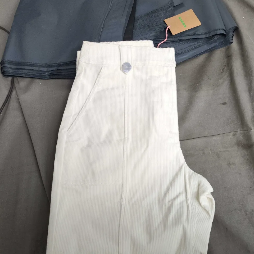 BODEN WHITE CORDUROY TROUSERS – UK 10 