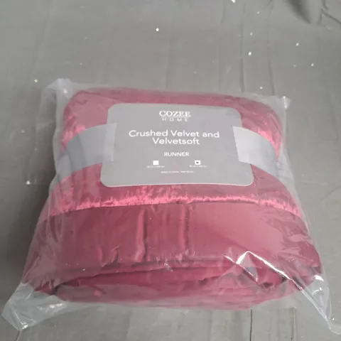 OUTLET COZEE HOME CRINKLE CRUSHED VELVET RUNNER WITH SATIN BORDER