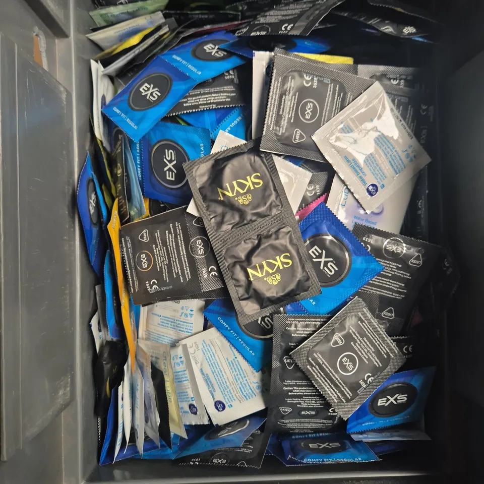 LARGE QUANTITY OF APPROXIMATELY 50 ASSORTED CONDOMS AND LUBE SACHETS