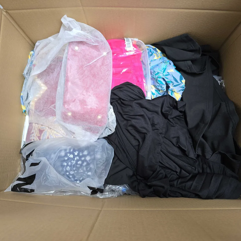 LARGE BOX OF APPROXIMATELY 20 ASSORTED CLOTHING ITEMS IN VARIOUS SIZES, STYLES AND COLOUR 