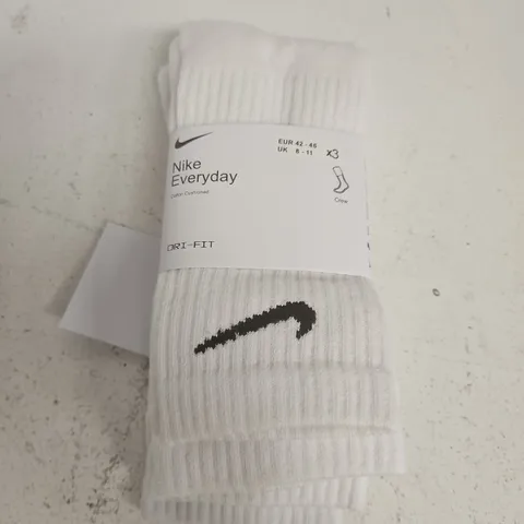 NIKE EVERYDAY CREW SOCKS β WHITE, 8-11