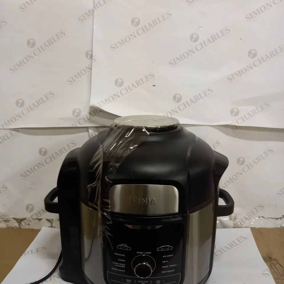 NINJA FOODI MAX MULTI-COOKER 